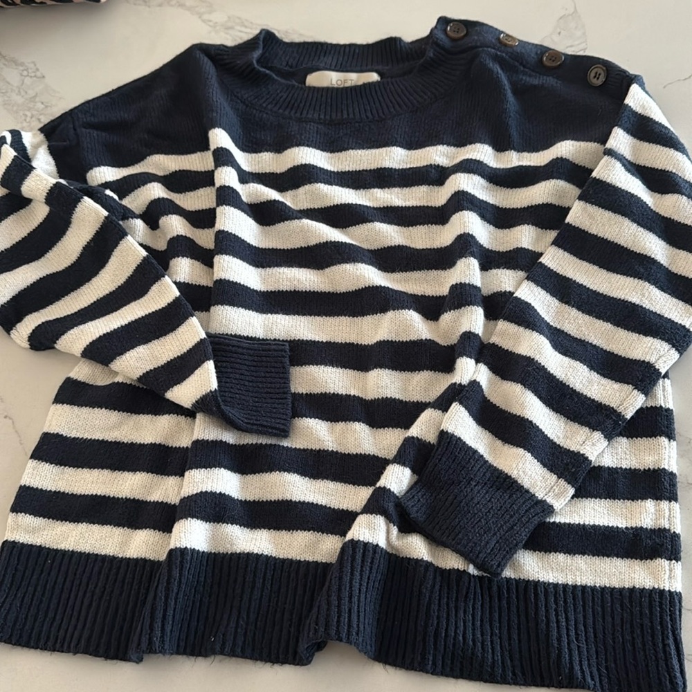 Loft Navy and Cream classic sweater medium